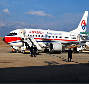 南宁吴圩机场快递航空快运业稳步发展的原因是什么？